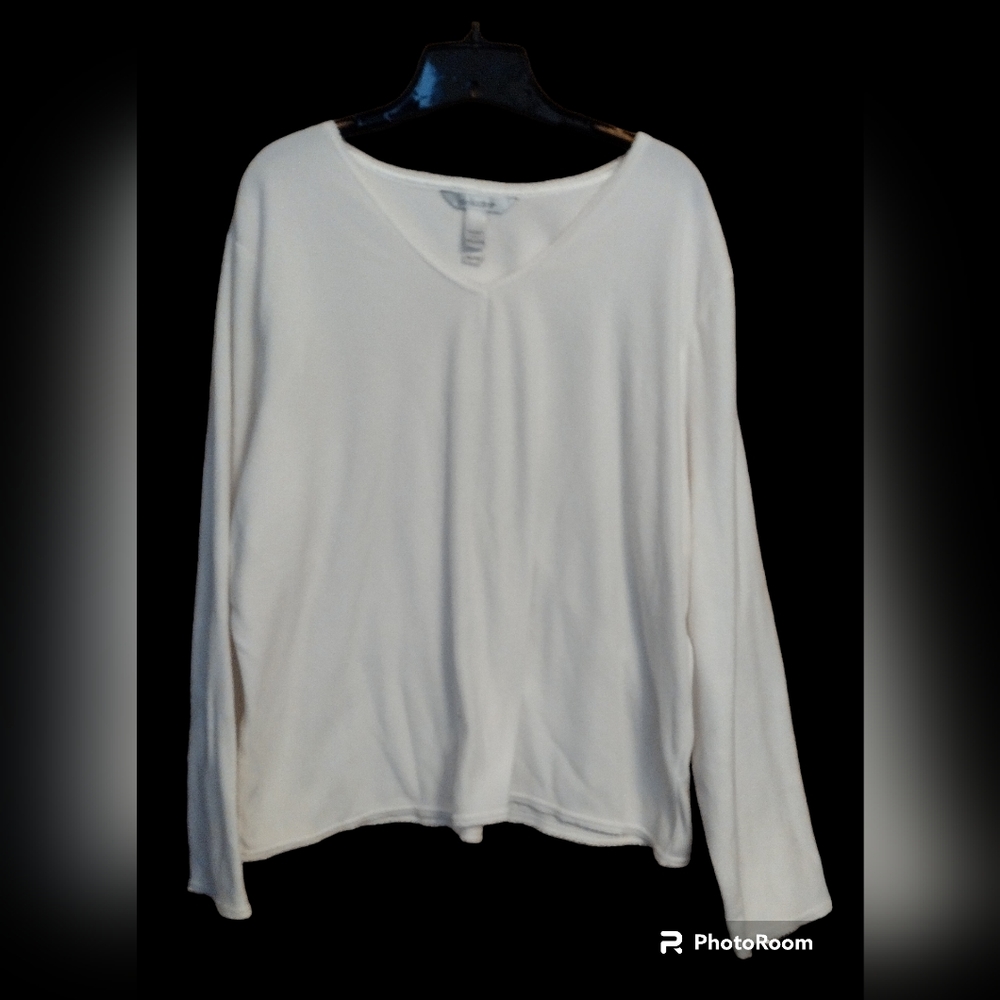 Women's XL Soft Long Sleeve Top, White by Delicates